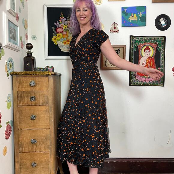 Vintage Black & Orange Polka Dot Dress, 1970s Flocked Crinkle Chiffon, Sz M - Picture 4 of 10